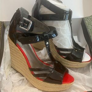 G by Guess peep toe wedges new never used size 8.5